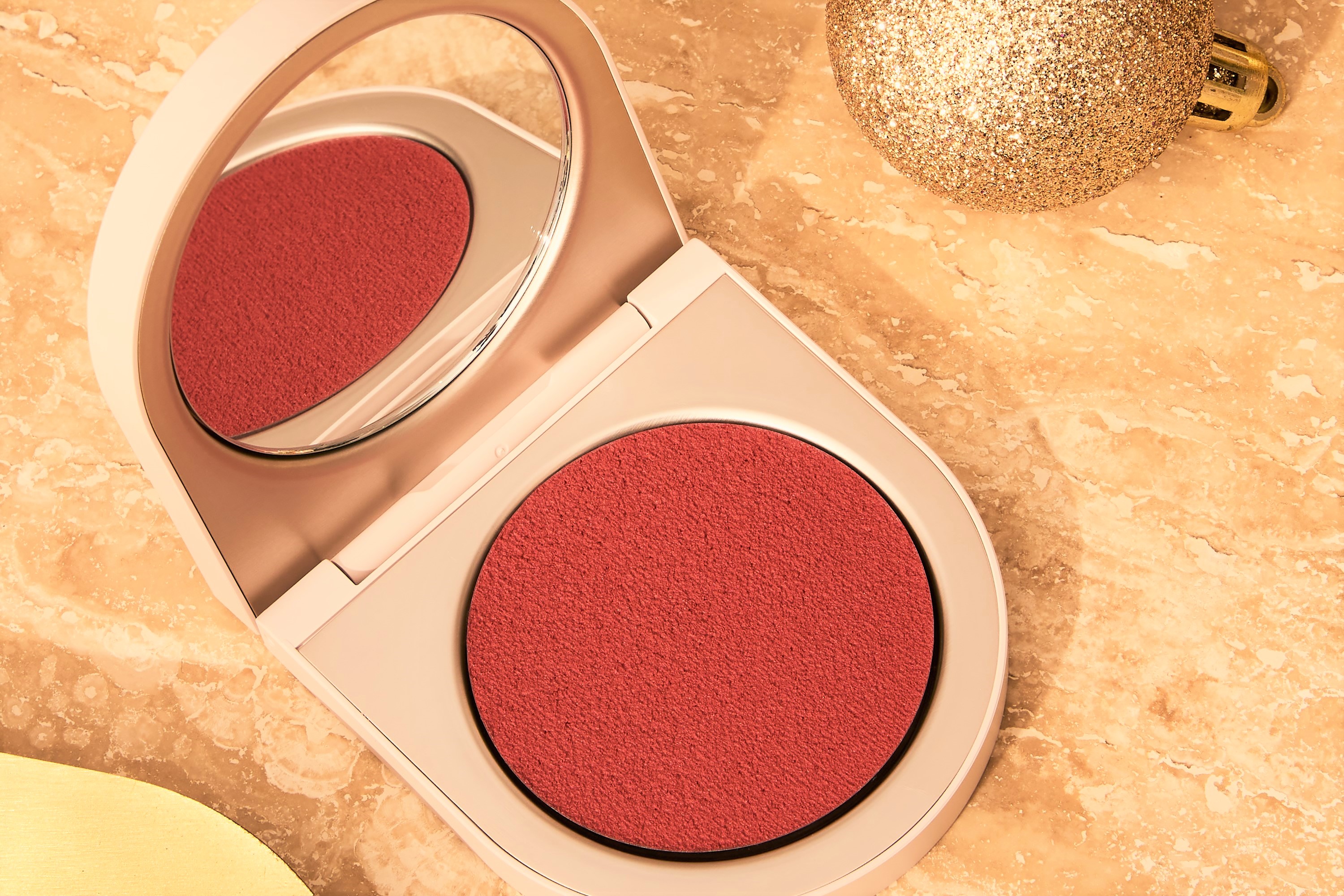 How To Gift Sustainably This Christmas