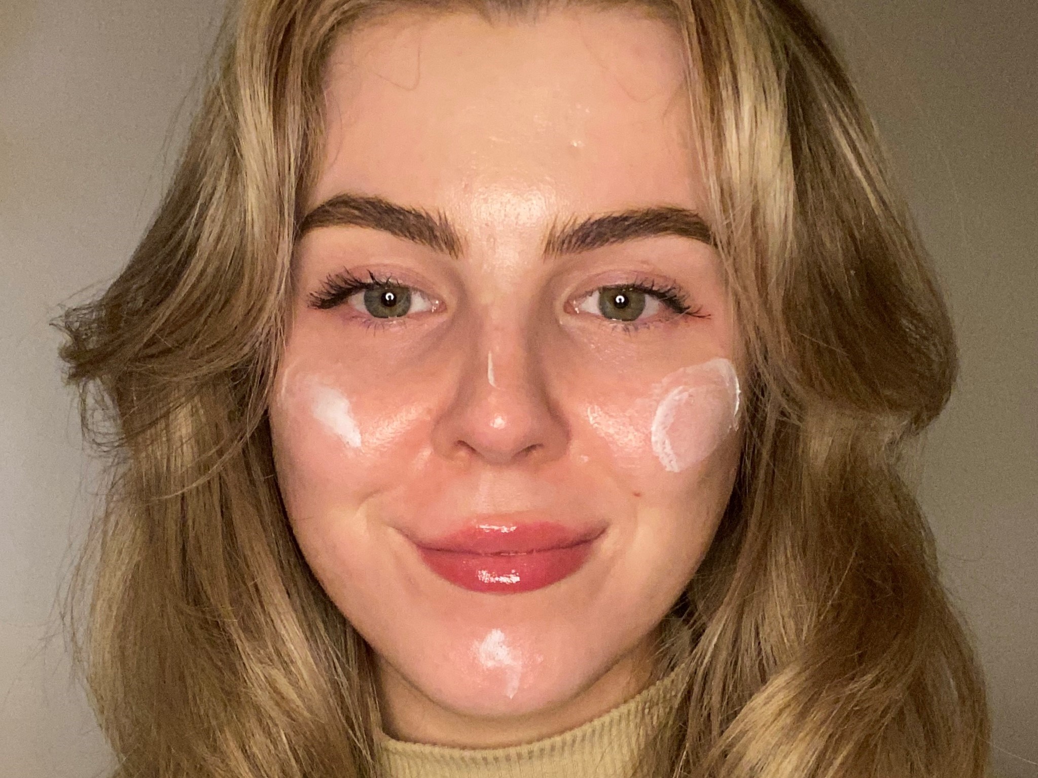 Charlotte Tilbury Magic Cream Swatch| Space NK Charlotte Tilbury Magic Cream Swatch| Space NK