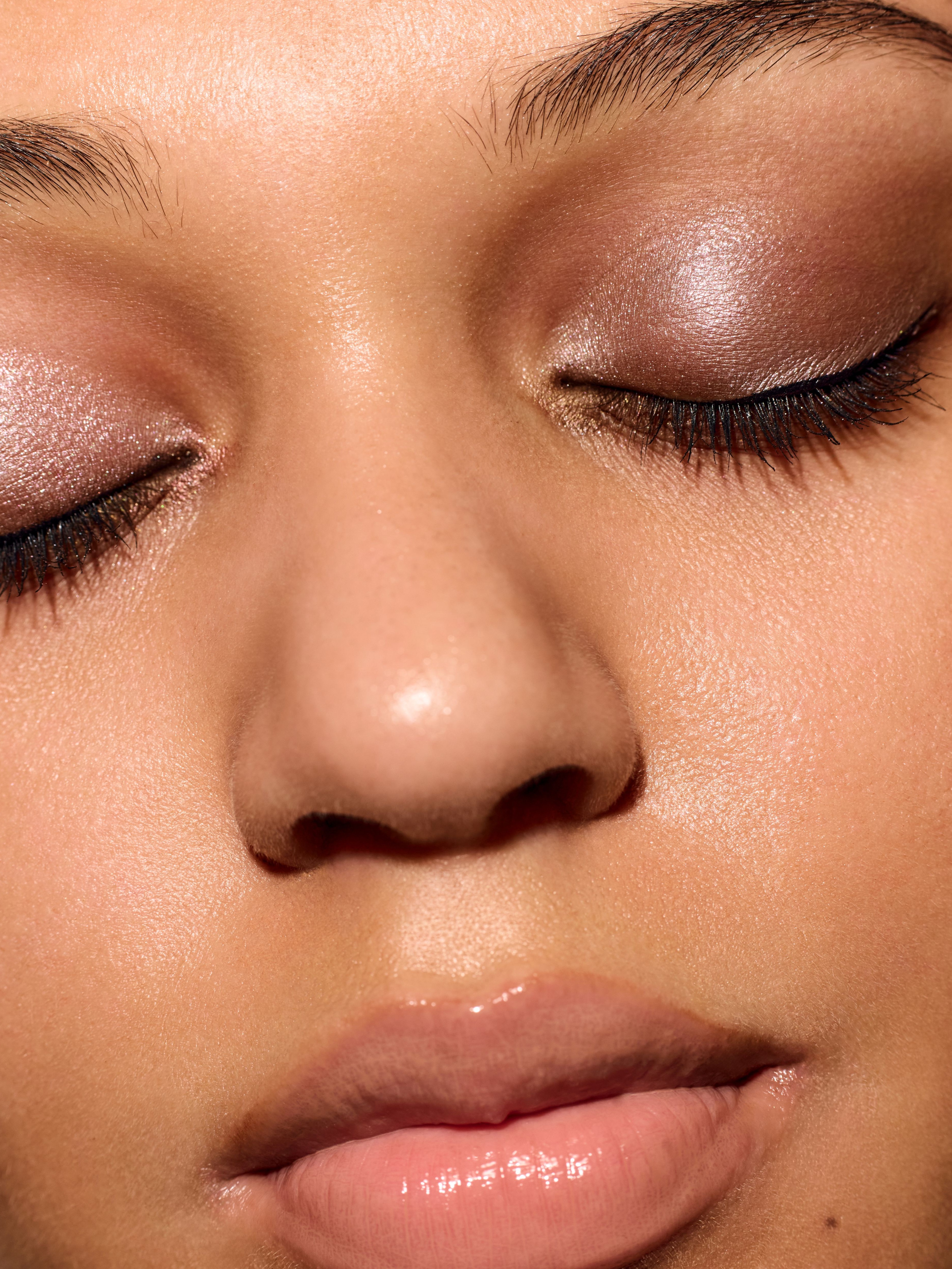 Glitz and grunge Glitz and grunge