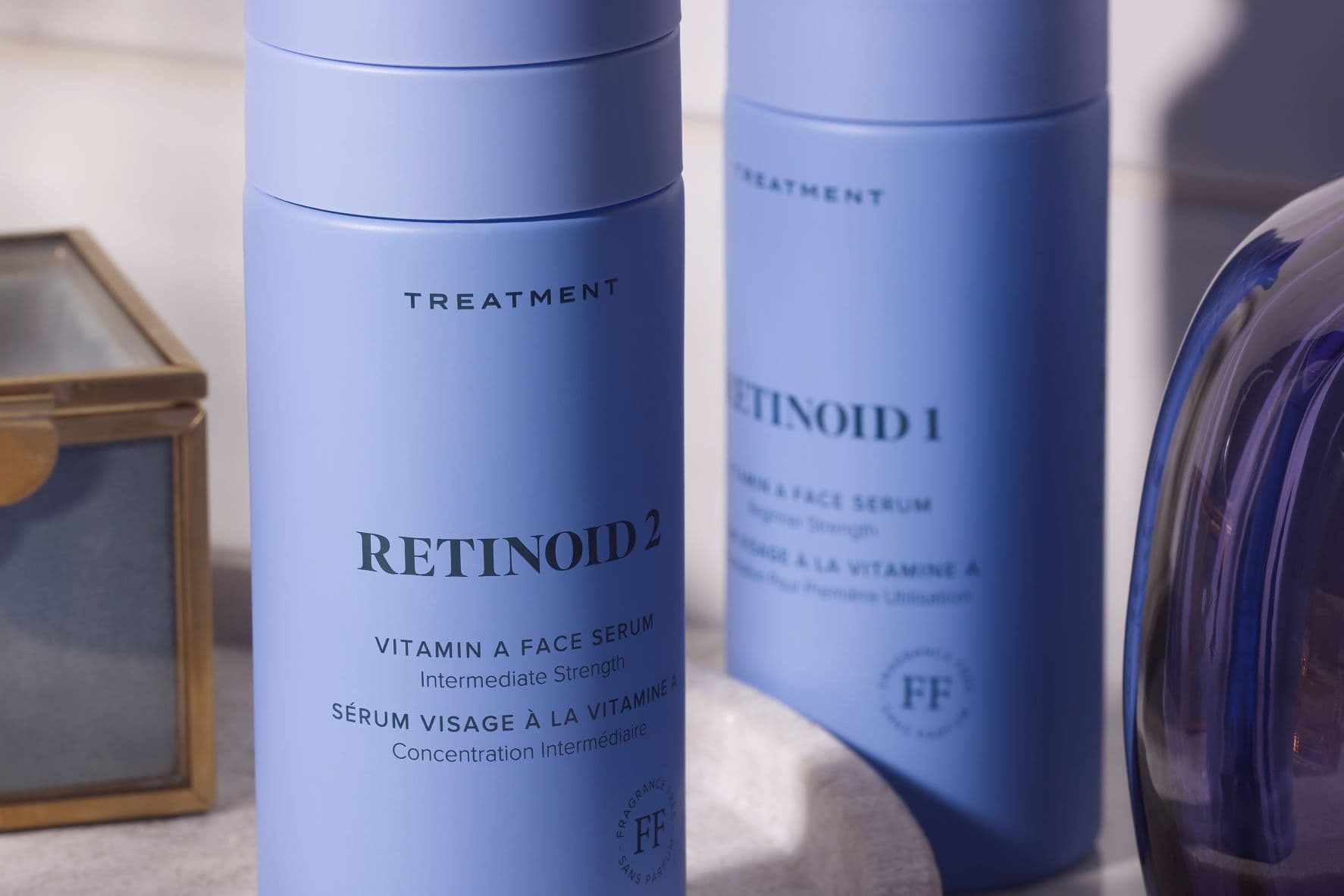Een eerlijke beoordeling van Caroline Hirons' Retinoid 2 Serum