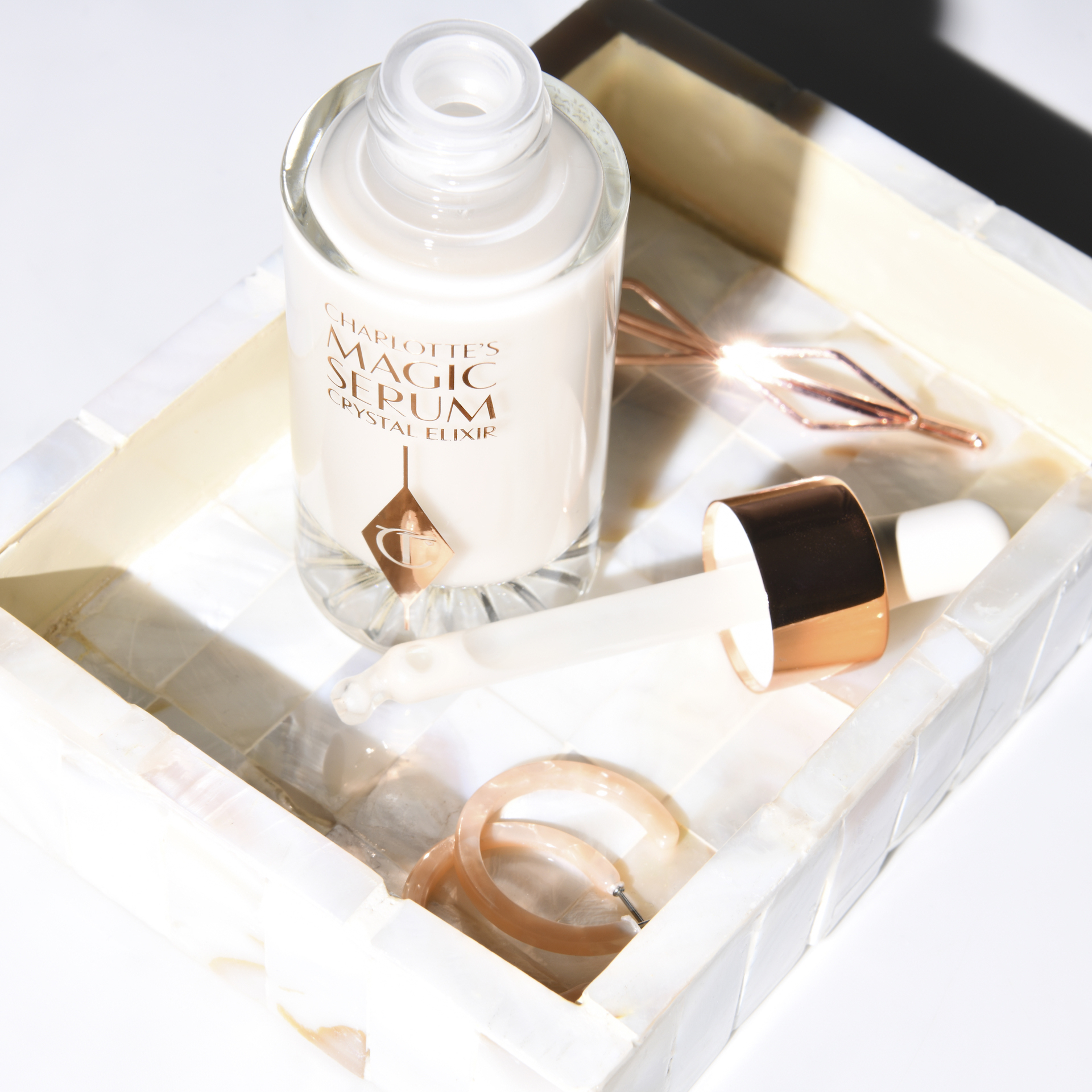 Essay&eacute; et test&eacute; : Le s&eacute;rum magique de Charlotte Tilbury